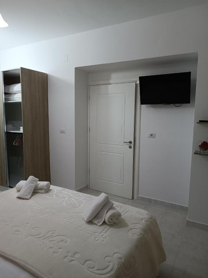 Hotel Eljos House Përmet Extérieur photo