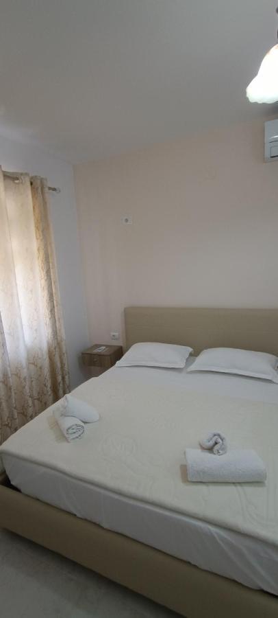 Hotel Eljos House Përmet Extérieur photo