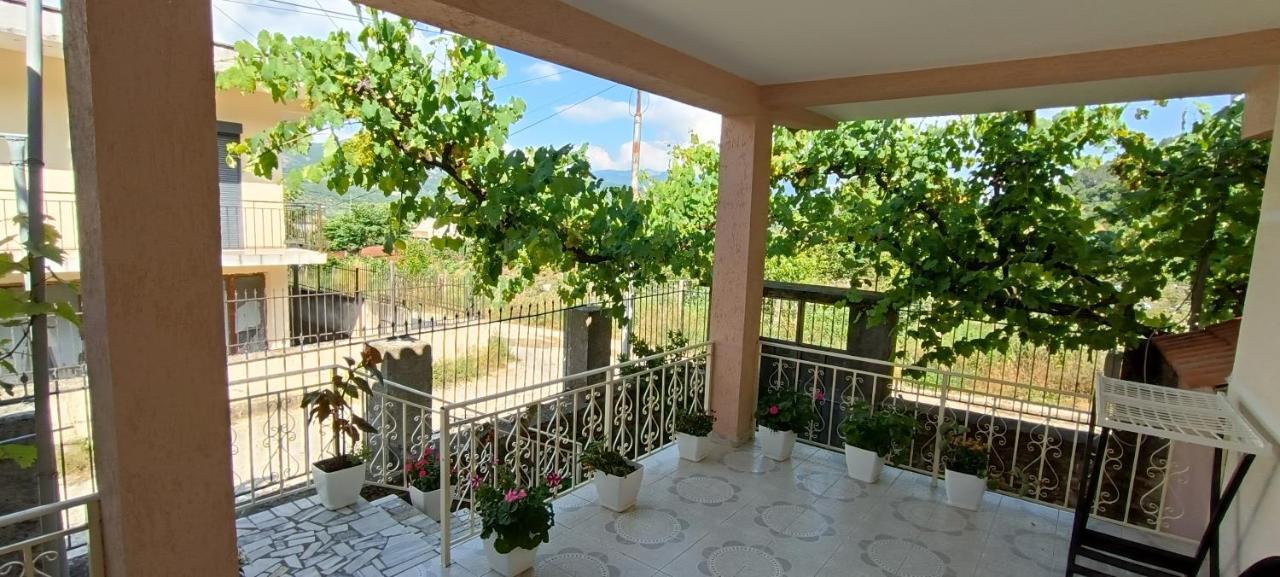 Hotel Eljos House Përmet Extérieur photo
