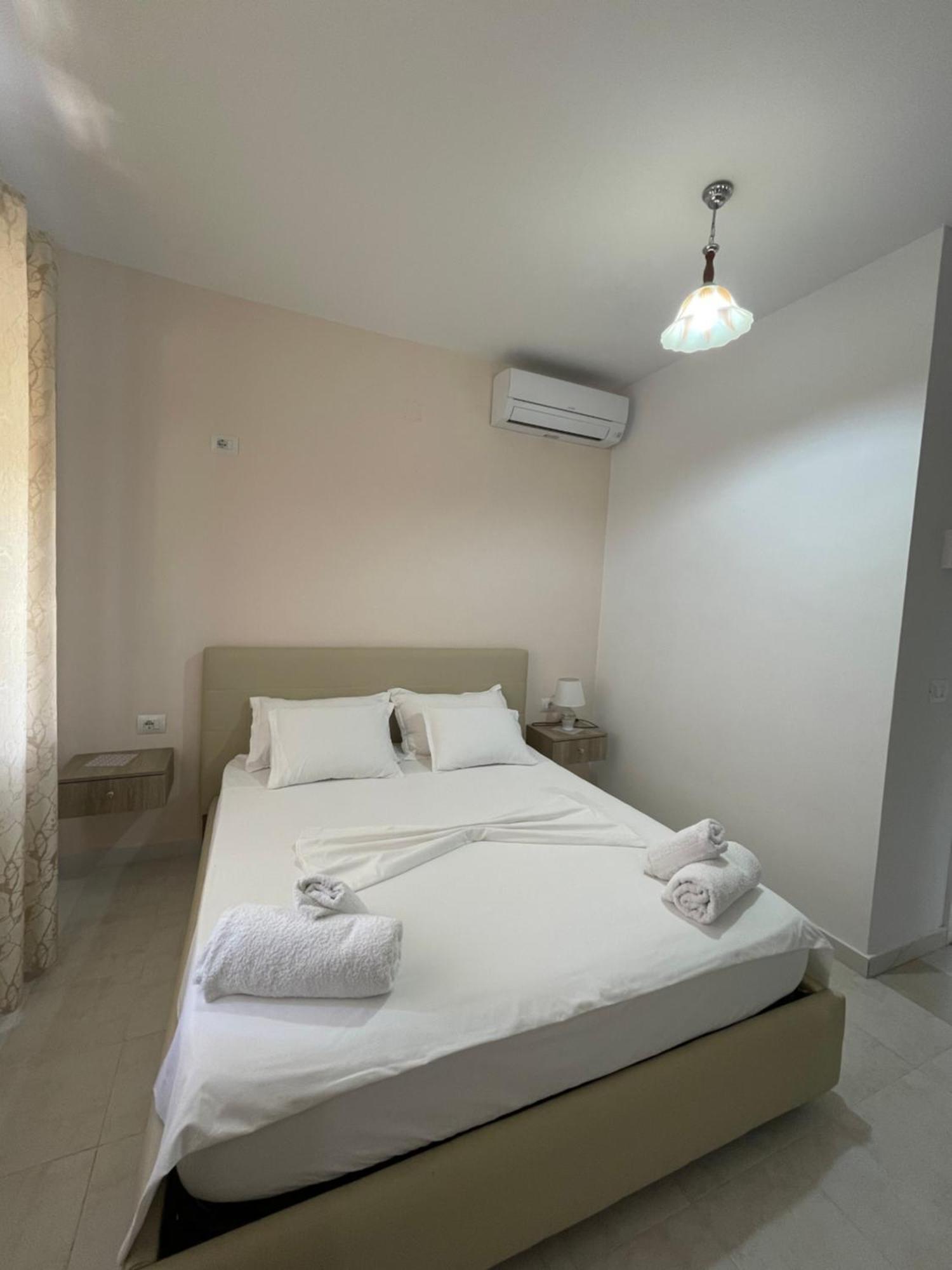 Hotel Eljos House Përmet Extérieur photo